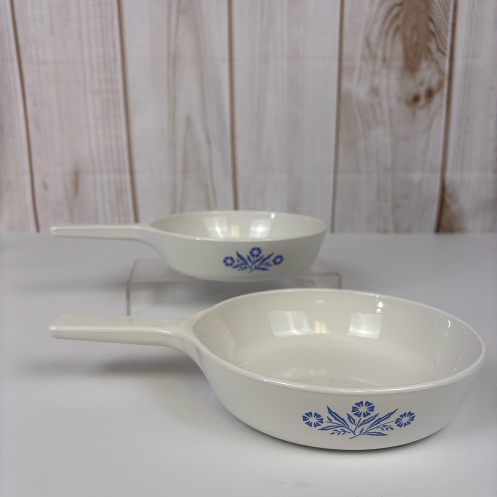 Vintage 2-Piece CorningWare Skillets Blue Cornflower Baking Dish White 6-1/2" Rd
